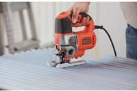 Пила лобзиковая сетевая BLACK+DECKER BES610