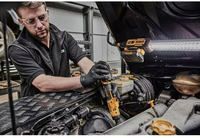 Угловой гайковерт-трещетка аккумуляторный бесщеточный DeWALT DCF503L1G