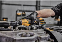 Угловой гайковерт-трещетка аккумуляторный бесщеточный DeWALT DCF512N