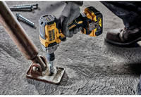 Гайковерт ударный аккумуляторный бесщеточный DeWALT DCF892N