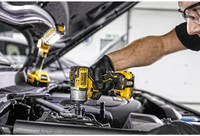 Гайковерт ударный аккумуляторный бесщеточный DeWALT DCF902D2