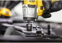 Гайковерт ударный аккумуляторный бесщеточный DeWALT DCF902D2