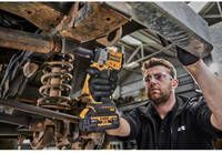 Гайковерт ударный аккумуляторный бесщеточный DeWALT DCF921NT