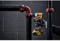 Гайковерт ударный аккумуляторный бесщеточный DeWALT DCF921NT