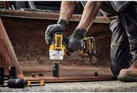 Гайковерт ударный аккумуляторный бесщеточный DeWALT DCF961N