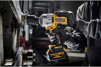 Гайковерт ударный аккумуляторный бесщеточный DeWALT DCF961N