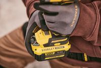 Гайковерт ударный аккумуляторный STANLEY FATMAX SFMCF940B