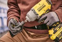 Гайковерт ударный аккумуляторный STANLEY FATMAX SFMCF940B