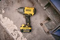Гайковерт ударный аккумуляторный STANLEY FATMAX SFMCF940B