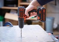Дрель-шуруповерт аккумуляторная BLACK+DECKER BDCD18