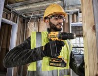 Дрель-шуруповерт аккумуляторная бесщеточная DeWALT DCD777D2T