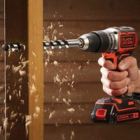 Дрель-шуруповерт аккумуляторная бесщеточная ударная BLACK+DECKER BL188KB