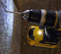 Дрель-шуруповерт аккумуляторная бесщеточная ударная STANLEY FATMAX SFMCD721D2K