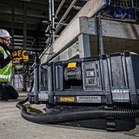 Пылесос аккумуляторный бесщеточный DeWALT DCV586MT2