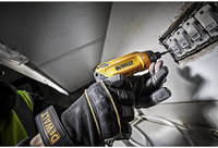 Отвертка аккумуляторная DeWALT DCF680G2
