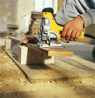 Пила лобзиковая сетевая DeWALT DW333KT