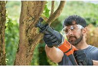 Пила сабельная сетевая BLACK+DECKER BES301
