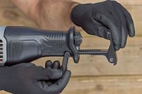 Пила сабельная сетевая BLACK+DECKER BES301K