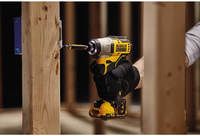 Шуруповерт ударный аккумуляторный бесщеточный DeWALT DCF801D2