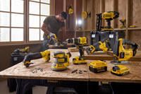 Полировальная машина аккумуляторная STANLEY FATMAX SFMCE100B