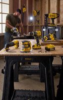 Полировальная машина аккумуляторная STANLEY FATMAX SFMCE100B