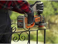 Шлифмашина угловая - болгарка аккумуляторная BLACK+DECKER BCG720M1