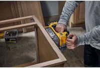 Шлифмашина ленточная аккумуляторная бесщеточная DeWALT DCW220P2