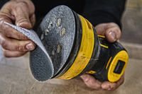 Шлифмашина эксцентриковая сетевая DeWALT DWE6423