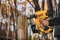 Степлер скобозабивной аккумуляторный бесщеточный DeWALT DCFS950N