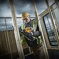 Пистолет гвоздезабивной аккумуляторный бесщеточный DeWALT DCN692N