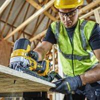 Пила лобзиковая аккумуляторная бесщеточная DeWALT DCS335NT