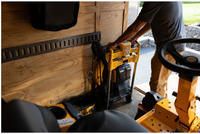 Газонокосилка аккумуляторная самоходная бесщеточная DeWALT DCMWSP156W2