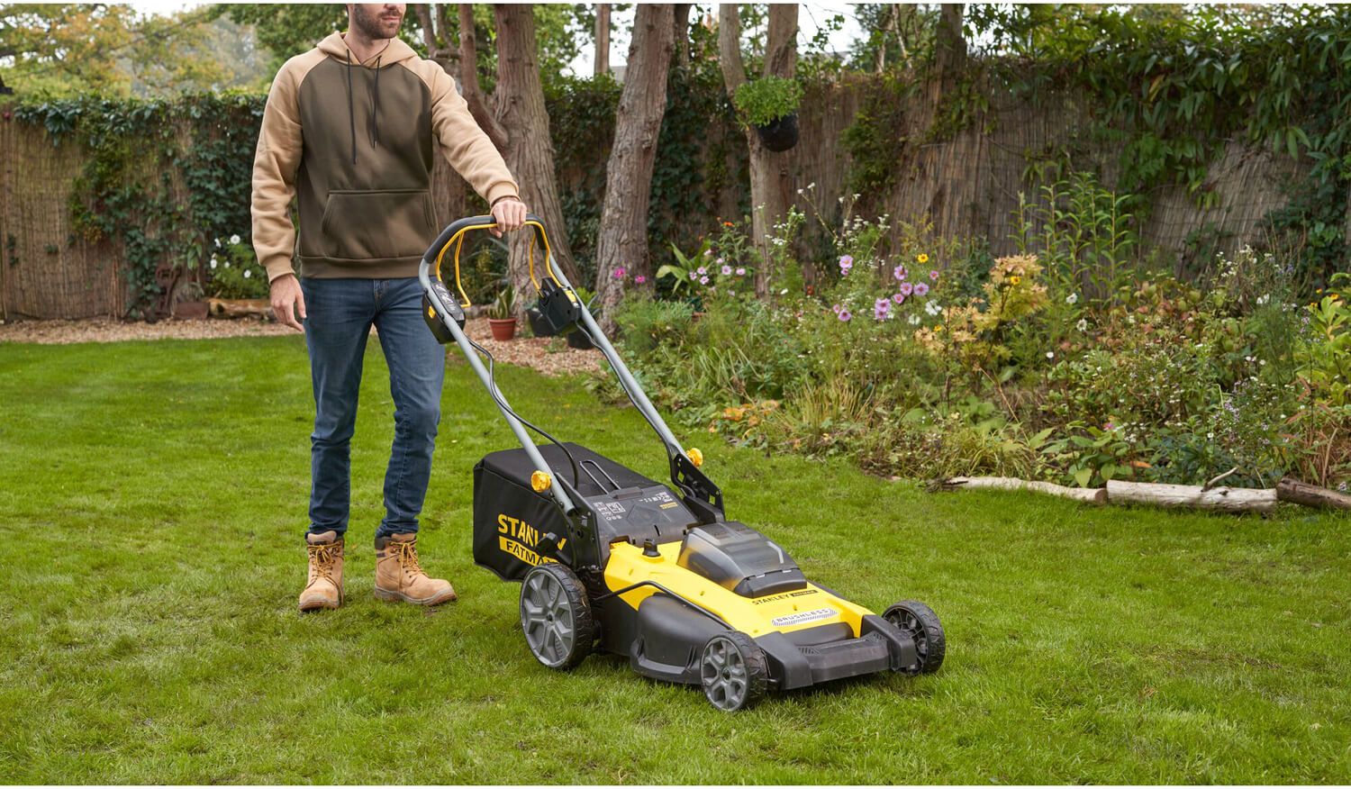 Газонокосилка самоходная аккумуляторная бесщеточная STANLEY FATMAX SFMCMWS251M