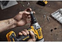 Аккумуляторный заклепочный пистолет бесщеточный DeWALT DCF414E2GT