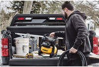 Аккумуляторный компрессор DeWALT DCC1018N