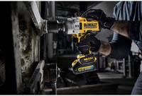 Гайковерт ударный аккумуляторный бесщеточный DeWALT DCF964N
