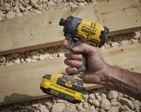 Гайковерт ударный аккумуляторный безщеточный STANLEY FATMAX SFMCF810D2K