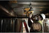 Перфоратор аккумуляторный бесщеточный SDS-Plus DeWALT DCH273NT