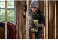 Шуруповерт ударный аккумуляторный бесщеточный DeWALT DCF860NT