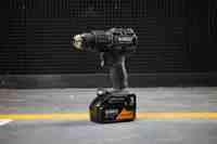 Дрель-шуруповёрт ударная McLaren F1 TEAM SPECIAL EDITION DeWALT DCD86MM1T